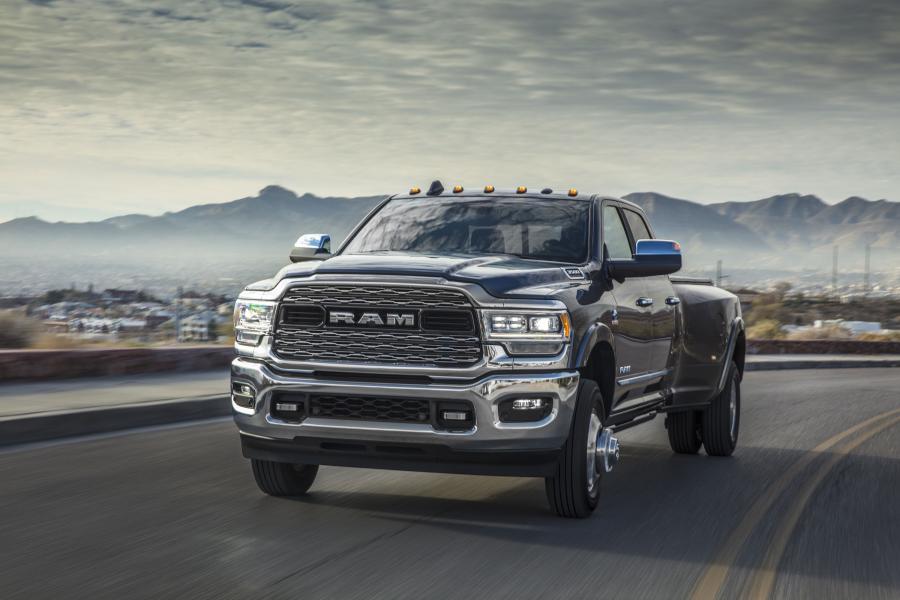  Ram 3500 Limited Crew Cab Dually (D2) (D2) 2019 года  (фото 19 из 45)